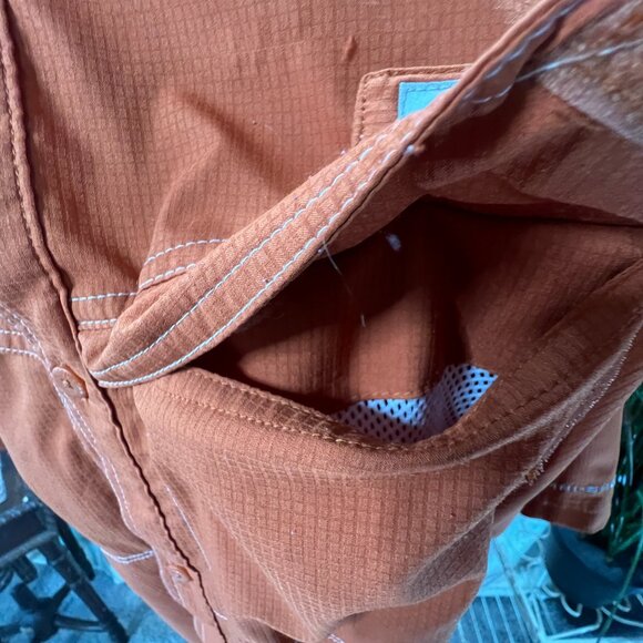 πColumbia Texas Longhorns PFG Low Drag Offshore Omni-Shade Button-Up Shirt - Picture 6 of 16